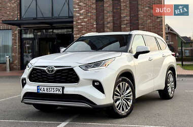 Позашляховик / Кросовер Toyota Highlander 2021 в Києві