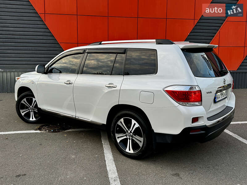 Внедорожник / Кроссовер Toyota Highlander 2012 в Киеве фото 13 Внедорожник / Кроссовер Toyota Highlander 2012 в Киеве