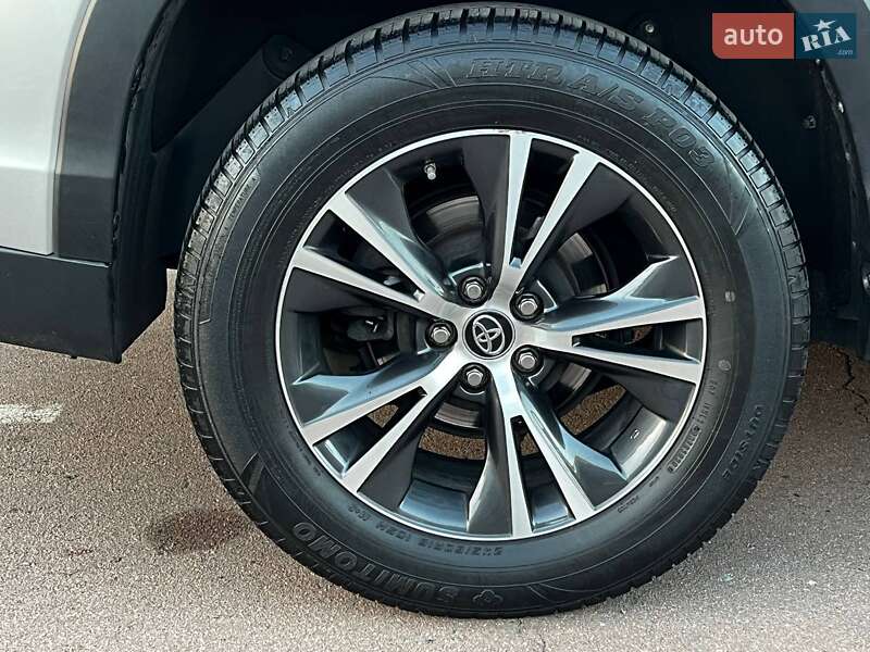 Внедорожник / Кроссовер Toyota Highlander 2019 в Киеве фото 18 Внедорожник / Кроссовер Toyota Highlander 2019 в Киеве
