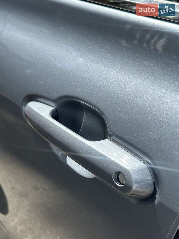 Позашляховик / Кросовер Toyota Highlander 2020 в Білогородці