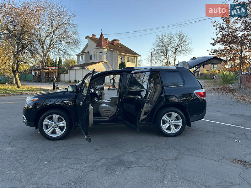 Позашляховик / Кросовер Toyota Highlander 2011 в Вінниці