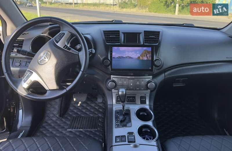 Toyota Highlander 2012