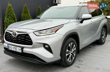 Внедорожник / Кроссовер Toyota Highlander 2020 в Киеве