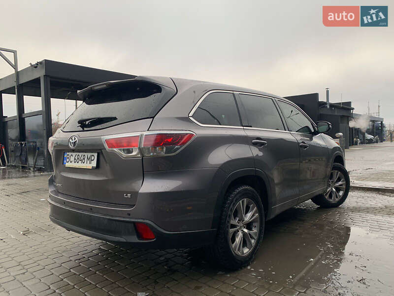 Внедорожник / Кроссовер Toyota Highlander 2015 в Львове фото 3 Внедорожник / Кроссовер Toyota Highlander 2015 в Львове