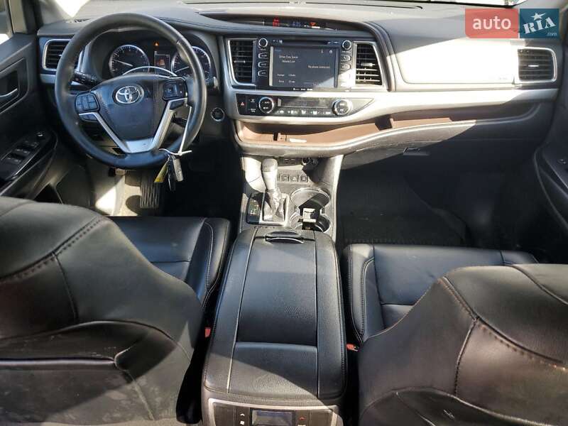 Внедорожник / Кроссовер Toyota Highlander 2019 в Киеве фото 8 Внедорожник / Кроссовер Toyota Highlander 2019 в Киеве