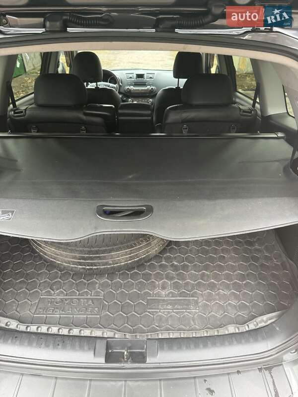 Внедорожник / Кроссовер Toyota Highlander 2013 в Одессе фото 28 Внедорожник / Кроссовер Toyota Highlander 2013 в Одессе