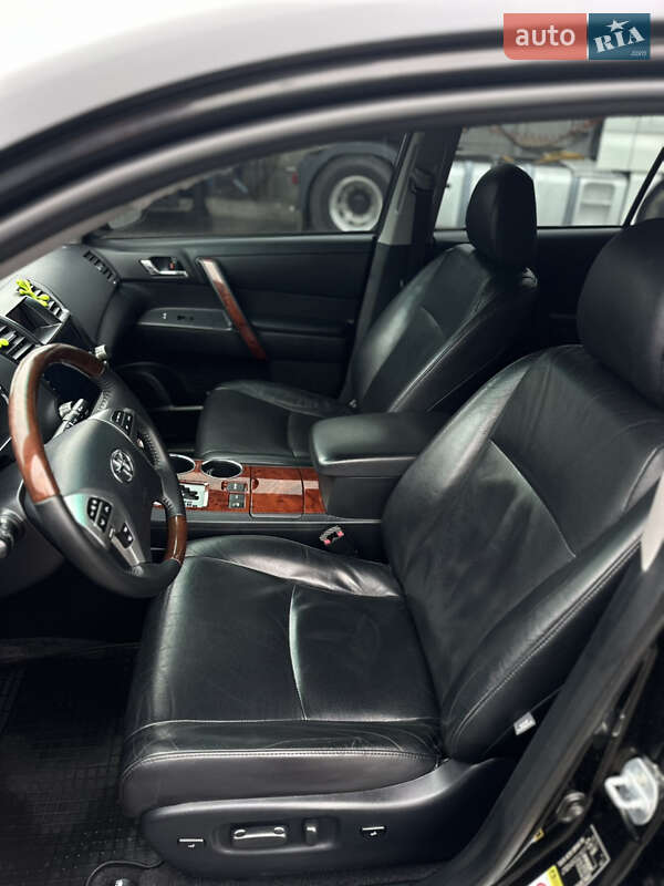 Внедорожник / Кроссовер Toyota Highlander 2011 в Виннице фото 31 Внедорожник / Кроссовер Toyota Highlander 2011 в Виннице
