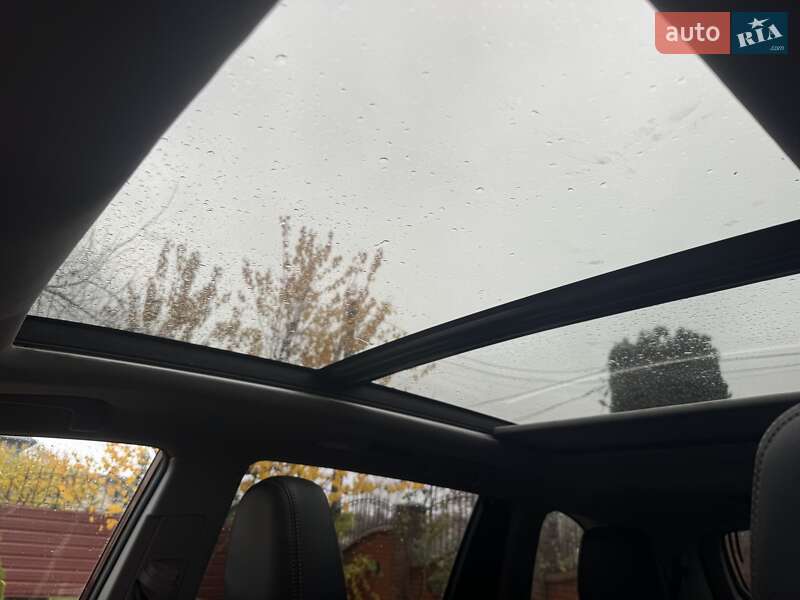 Позашляховик / Кросовер Toyota Highlander 2019 в Луцьку