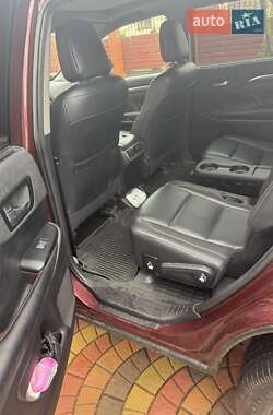 Позашляховик / Кросовер Toyota Highlander 2019 в Луцьку