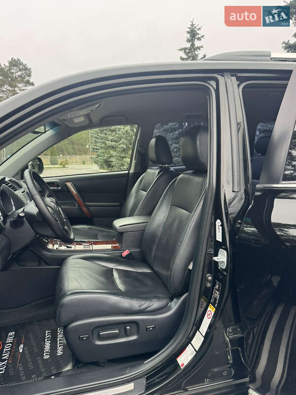 Позашляховик / Кросовер Toyota Highlander 2013 в Києві