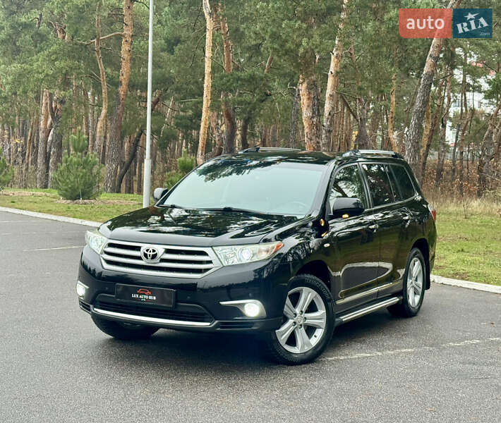 Позашляховик / Кросовер Toyota Highlander 2013 в Києві