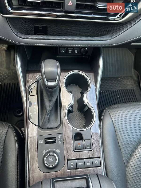 Внедорожник / Кроссовер Toyota Highlander 2021 в Киеве фото 15 Внедорожник / Кроссовер Toyota Highlander 2021 в Киеве