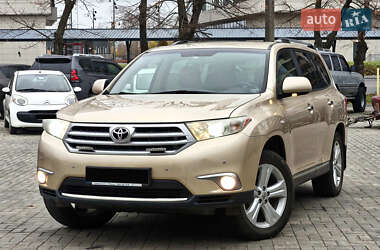 Позашляховик / Кросовер Toyota Highlander 2011 в Дніпрі