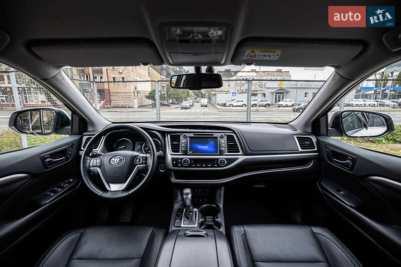 Позашляховик / Кросовер Toyota Highlander 2019 в Києві фото 4 Позашляховик / Кросовер Toyota Highlander 2019 в Києві