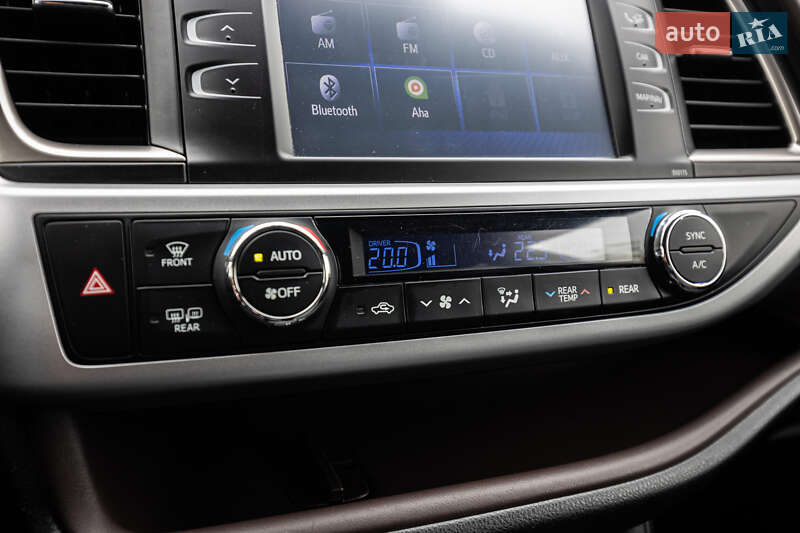 Позашляховик / Кросовер Toyota Highlander 2019 в Києві фото 39 Позашляховик / Кросовер Toyota Highlander 2019 в Києві