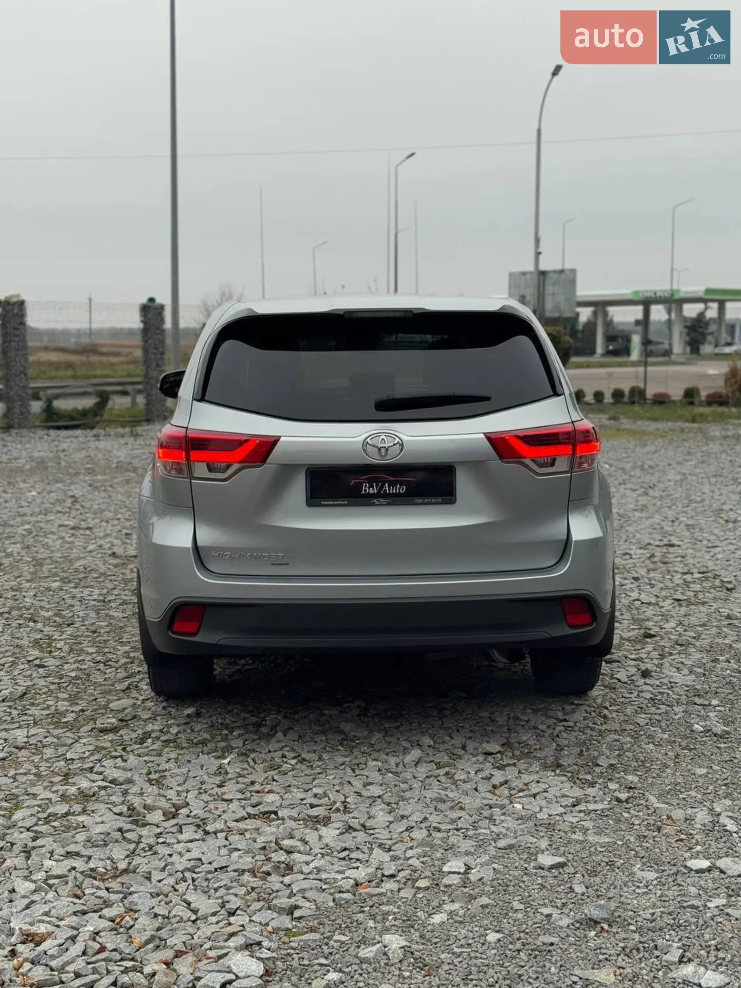 2017 Toyota Highlander - мініатюра 4