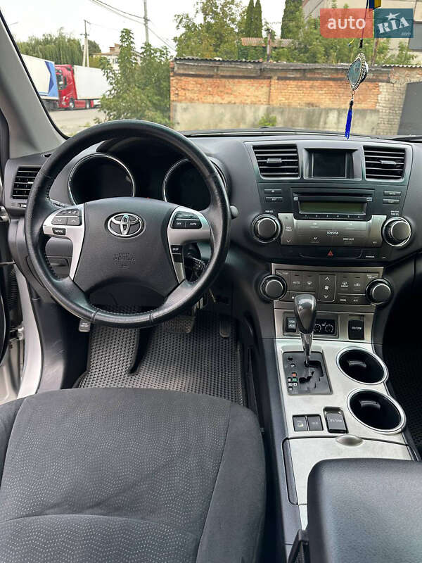 Позашляховик / Кросовер Toyota Highlander 2011 в Вінниці
