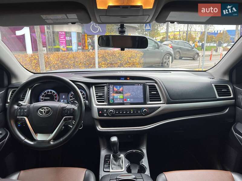 Внедорожник / Кроссовер Toyota Highlander 2014 в Киеве