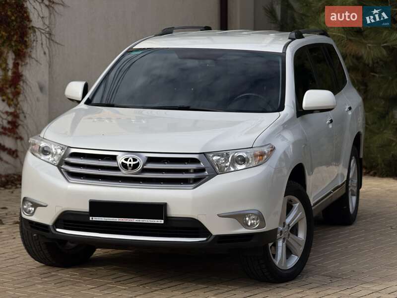 Внедорожник / Кроссовер Toyota Highlander 2011 в Одессе
