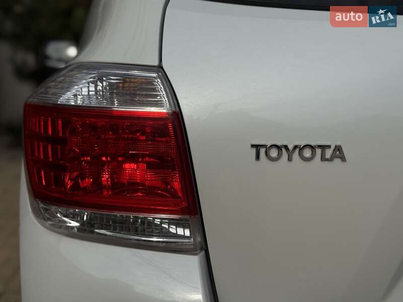 Внедорожник / Кроссовер Toyota Highlander 2011 в Одессе