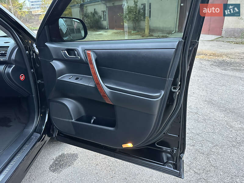 Внедорожник / Кроссовер Toyota Highlander 2010 в Николаеве фото 25 Внедорожник / Кроссовер Toyota Highlander 2010 в Николаеве