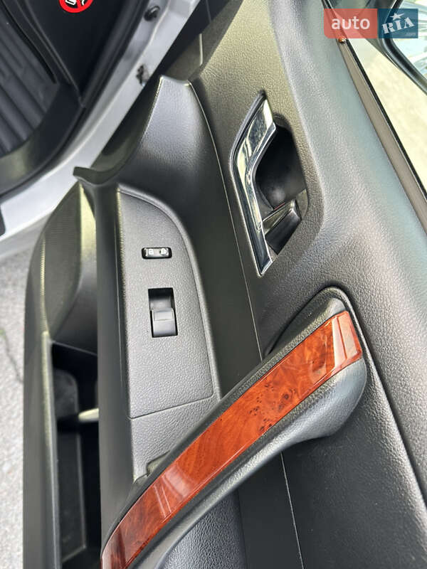 Внедорожник / Кроссовер Toyota Highlander 2011 в Ровно фото 31 Внедорожник / Кроссовер Toyota Highlander 2011 в Ровно