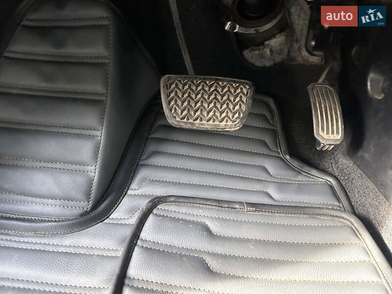 Внедорожник / Кроссовер Toyota Highlander 2011 в Ровно фото 40 Внедорожник / Кроссовер Toyota Highlander 2011 в Ровно