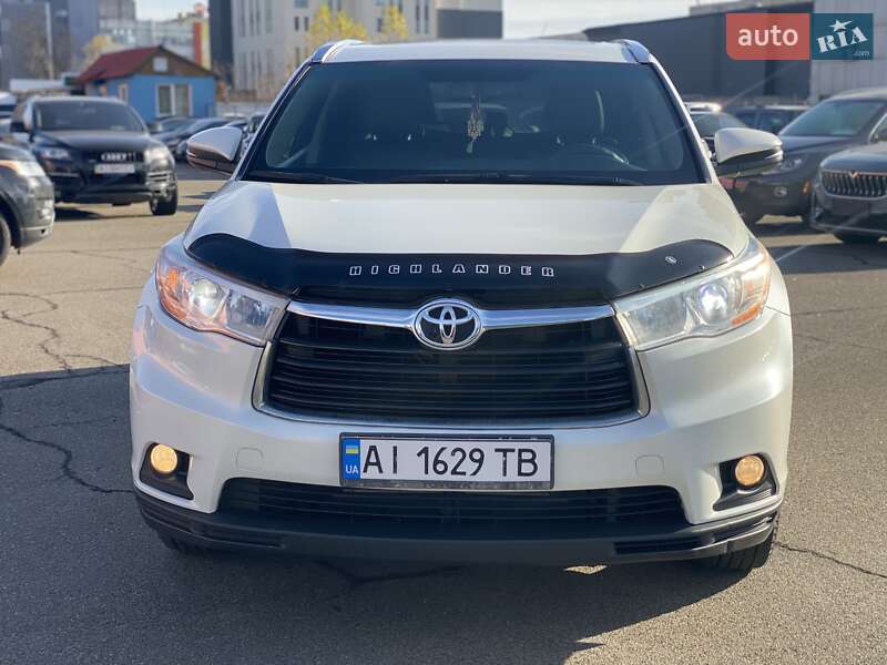 Позашляховик / Кросовер Toyota Highlander 2014 в Києві