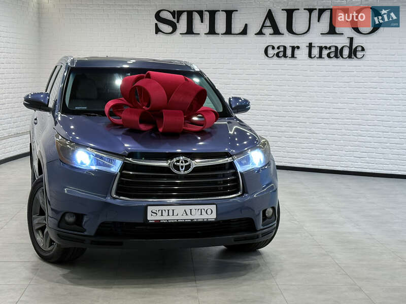 Внедорожник / Кроссовер Toyota Highlander 2016 в Одессе