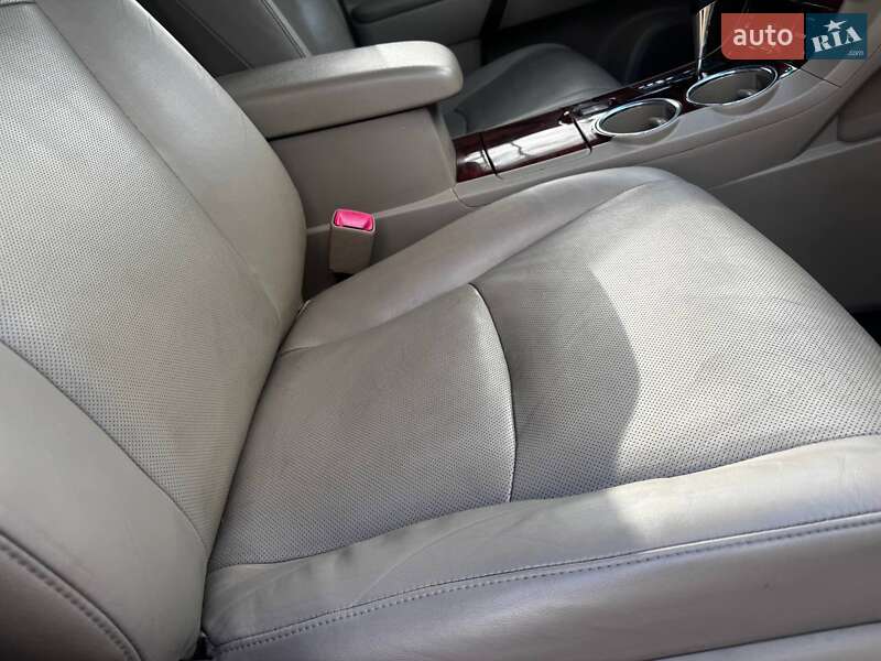 Внедорожник / Кроссовер Toyota Highlander 2012 в Ахтырке фото 35 Внедорожник / Кроссовер Toyota Highlander 2012 в Ахтырке