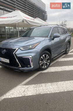 Позашляховик / Кросовер Toyota Highlander 2022 в Києві