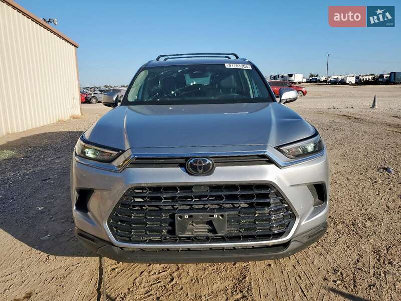 Внедорожник / Кроссовер Toyota Highlander 2024 в Виннице