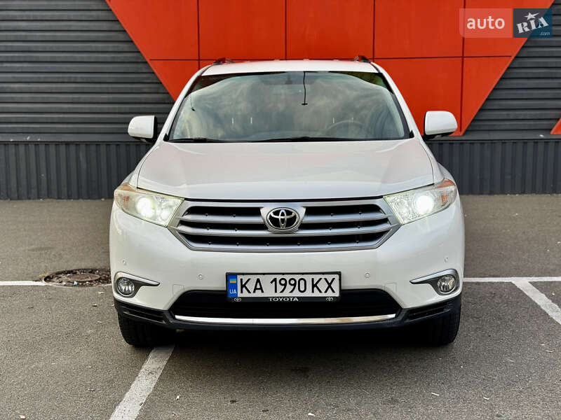 Внедорожник / Кроссовер Toyota Highlander 2012 в Киеве