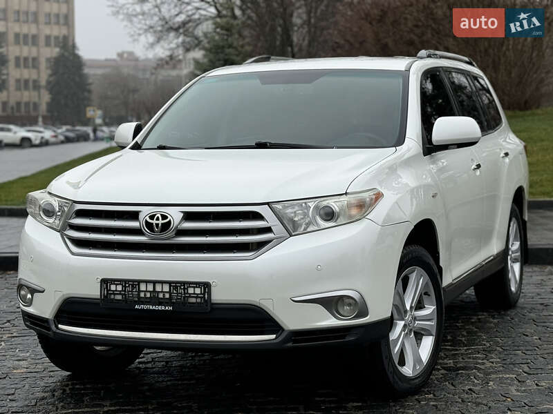 Внедорожник / Кроссовер Toyota Highlander 2012 в Харькове