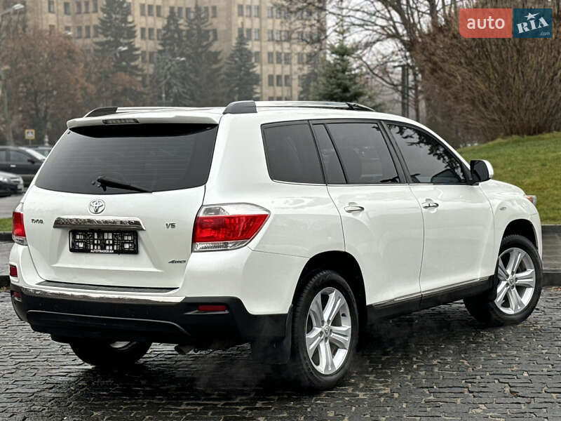 Внедорожник / Кроссовер Toyota Highlander 2012 в Харькове