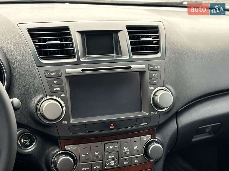 Внедорожник / Кроссовер Toyota Highlander 2012 в Харькове