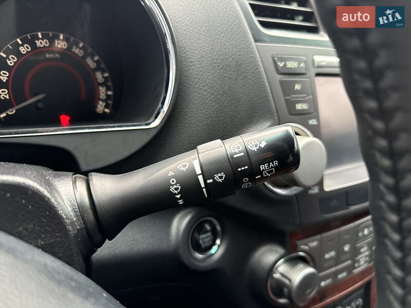 Внедорожник / Кроссовер Toyota Highlander 2012 в Харькове