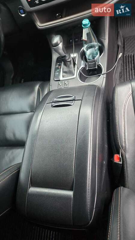 Позашляховик / Кросовер Toyota Highlander 2018 в Києві