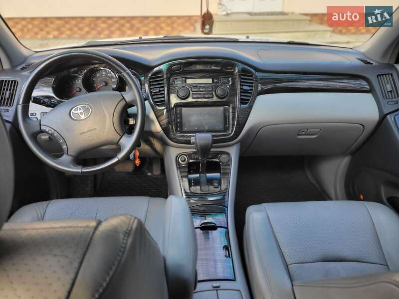 Внедорожник / Кроссовер Toyota Highlander 2006 в Черновцах