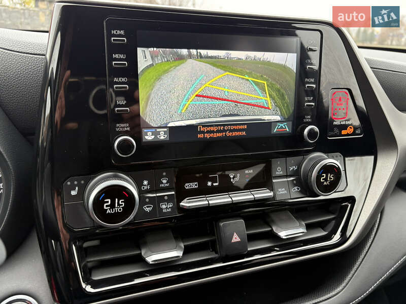 Внедорожник / Кроссовер Toyota Highlander 2020 в Луцке