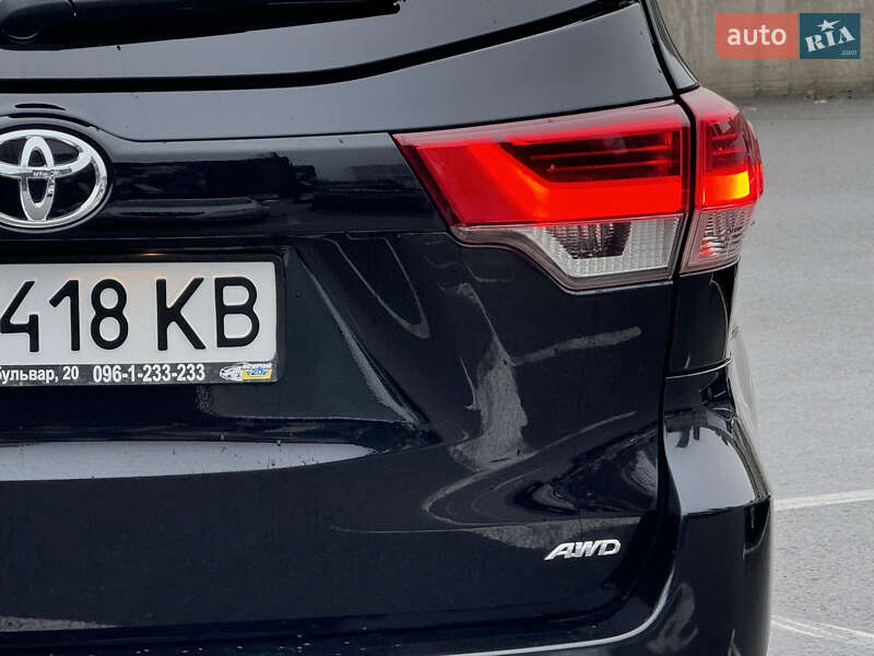 Внедорожник / Кроссовер Toyota Highlander 2018 в Киеве фото 8 Внедорожник / Кроссовер Toyota Highlander 2018 в Киеве