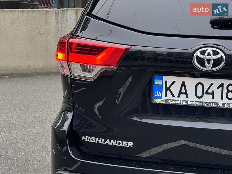 Внедорожник / Кроссовер Toyota Highlander 2018 в Киеве фото 9 Внедорожник / Кроссовер Toyota Highlander 2018 в Киеве
