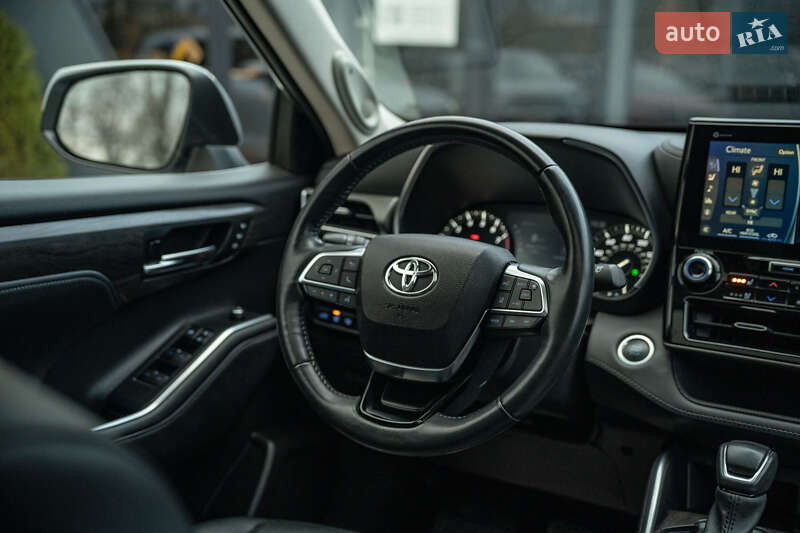 Внедорожник / Кроссовер Toyota Highlander 2021 в Черновцах фото 27 Внедорожник / Кроссовер Toyota Highlander 2021 в Черновцах