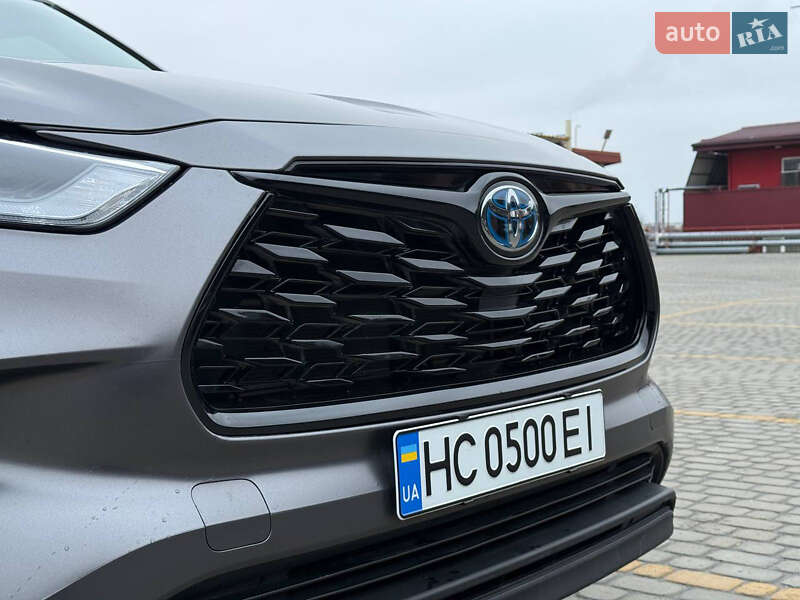 Позашляховик / Кросовер Toyota Highlander 2021 в Львові