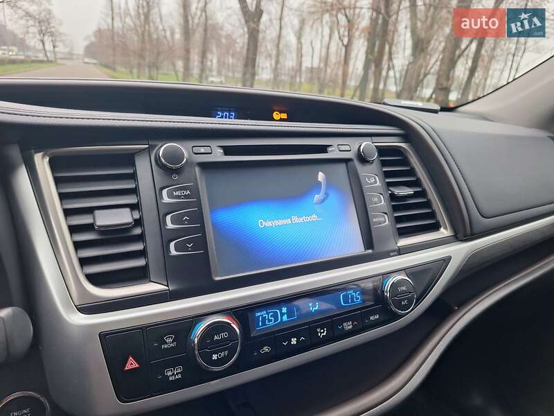 Внедорожник / Кроссовер Toyota Highlander 2017 в Киеве фото 55 Внедорожник / Кроссовер Toyota Highlander 2017 в Киеве