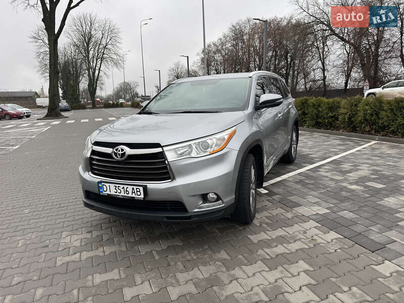 Позашляховик / Кросовер Toyota Highlander 2015 в Вінниці фото 4 Позашляховик / Кросовер Toyota Highlander 2015 в Вінниці