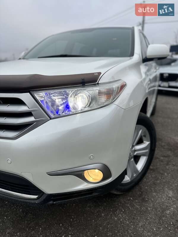 Внедорожник / Кроссовер Toyota Highlander 2012 в Белогородке фото 3 Внедорожник / Кроссовер Toyota Highlander 2012 в Белогородке