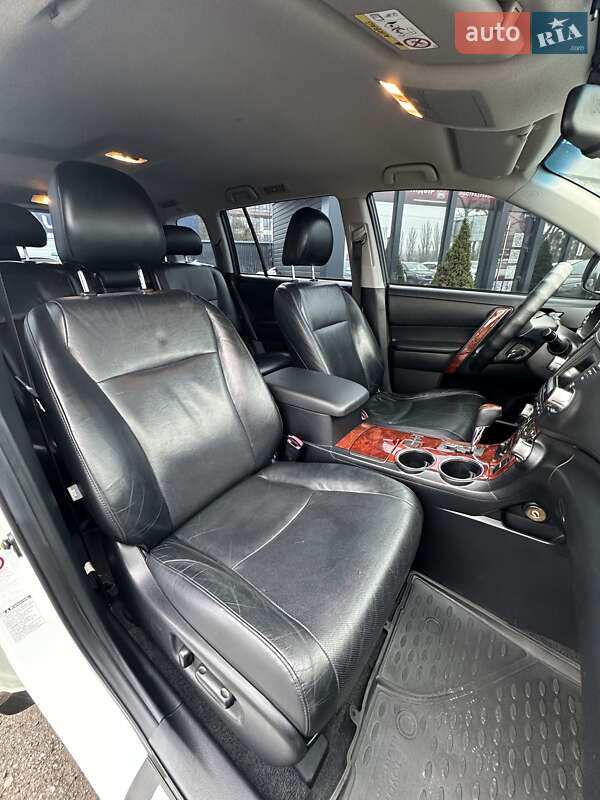 Внедорожник / Кроссовер Toyota Highlander 2012 в Белогородке фото 22 Внедорожник / Кроссовер Toyota Highlander 2012 в Белогородке