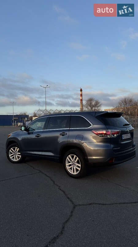 Внедорожник / Кроссовер Toyota Highlander 2015 в Днепре