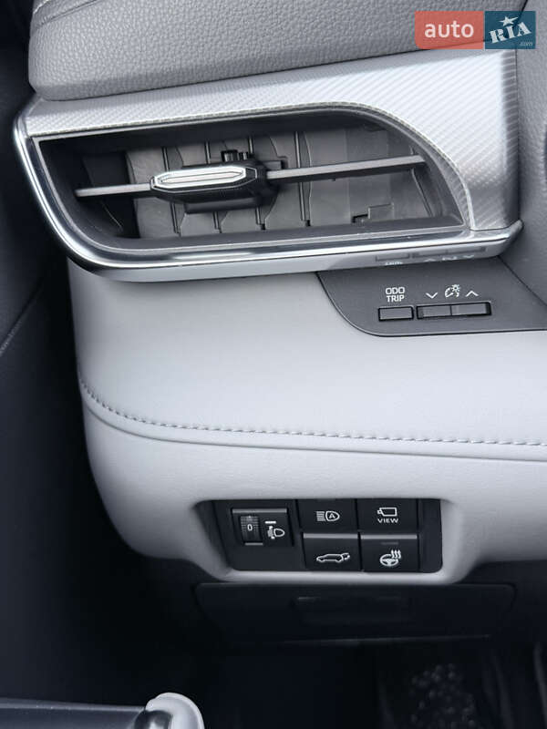 Внедорожник / Кроссовер Toyota Highlander 2021 в Киеве